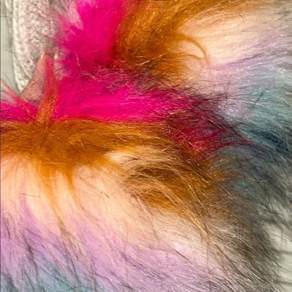 NWT Cat & Jack Cable Knit 🧶 Scarf 🧣 with Playful Pom Poms